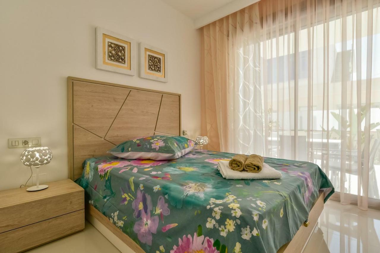 Casa Mazal, Lujosa villa Independiente a 150m del mar Pilar de la Horadada Exterior foto