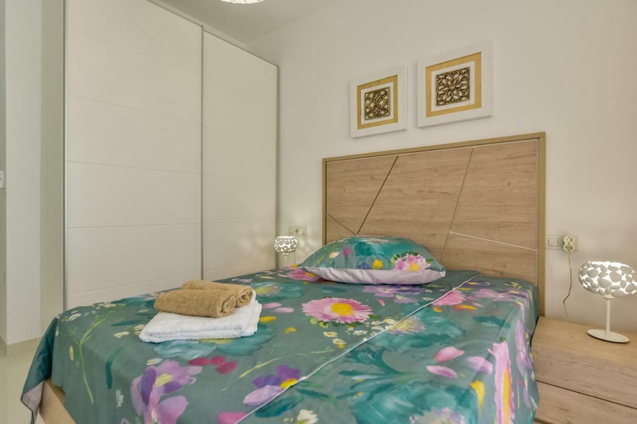 Casa Mazal, Lujosa villa Independiente a 150m del mar Pilar de la Horadada Exterior foto