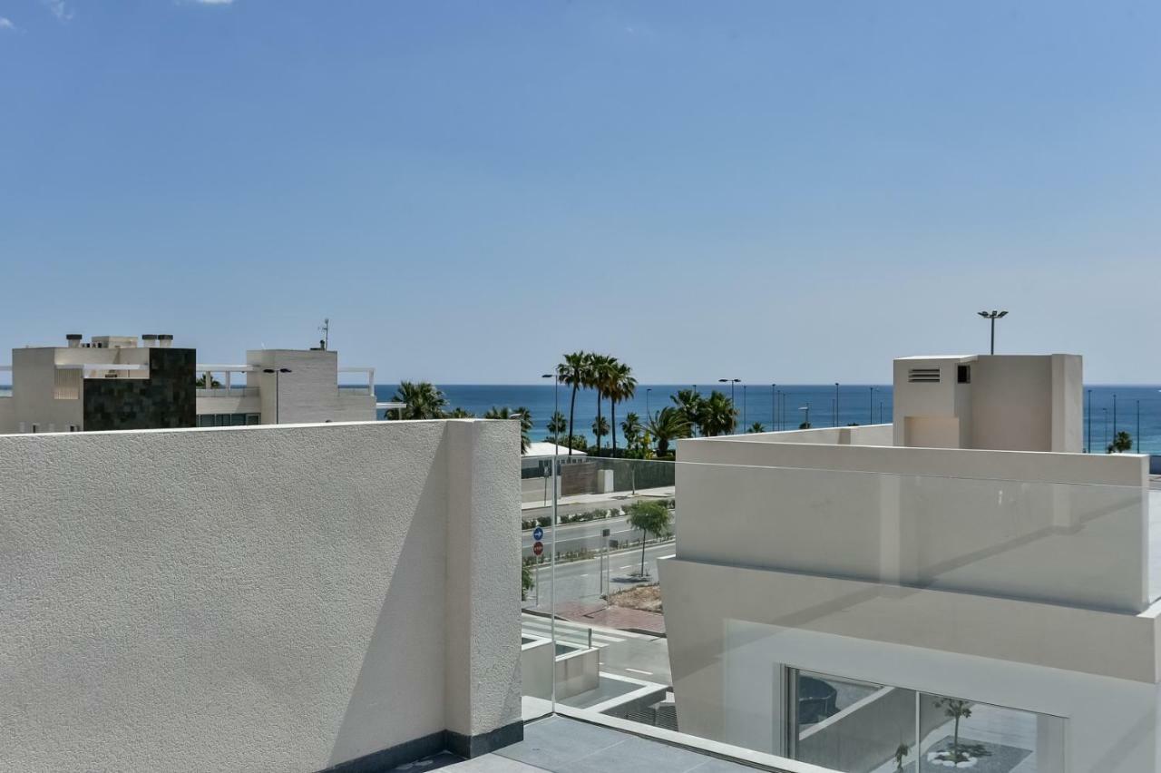 Casa Mazal, Lujosa villa Independiente a 150m del mar Pilar de la Horadada Exterior foto